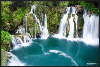 Poster incorniciato Waterfalls of Martin Brod on Una national park, Bosnia and Herzegovina